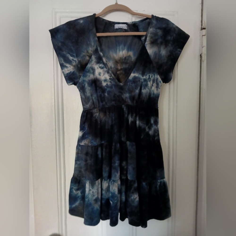 Tye dye V-neck short summer dress (ONLY WORN ONCE)